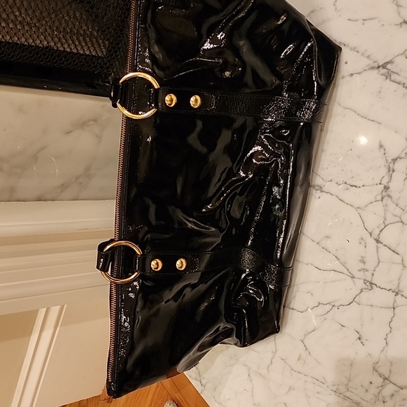 Innue - Picture 2 of 3